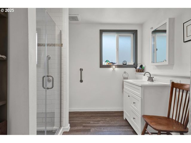 1680 W PARK Dr, Florence, OR 97439