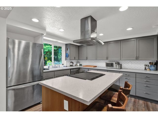 1680 W PARK Dr, Florence, OR 97439