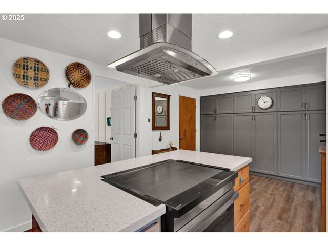 1680 W PARK Dr, Florence, OR 97439