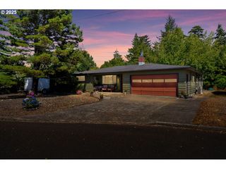 1680 W PARK Dr, Florence, OR 97439