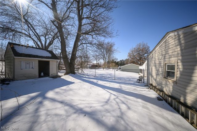 270 E Cassell Avenue, Barberton, OH 44203