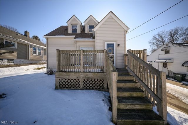 270 E Cassell Avenue, Barberton, OH 44203