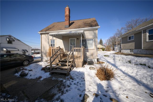 270 E Cassell Avenue, Barberton, OH 44203