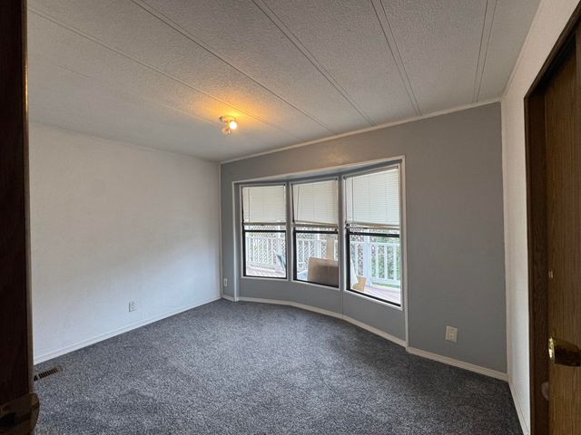 650 Hedy Jayne, Medford, OR 97501