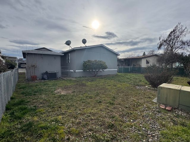 650 Hedy Jayne, Medford, OR 97501