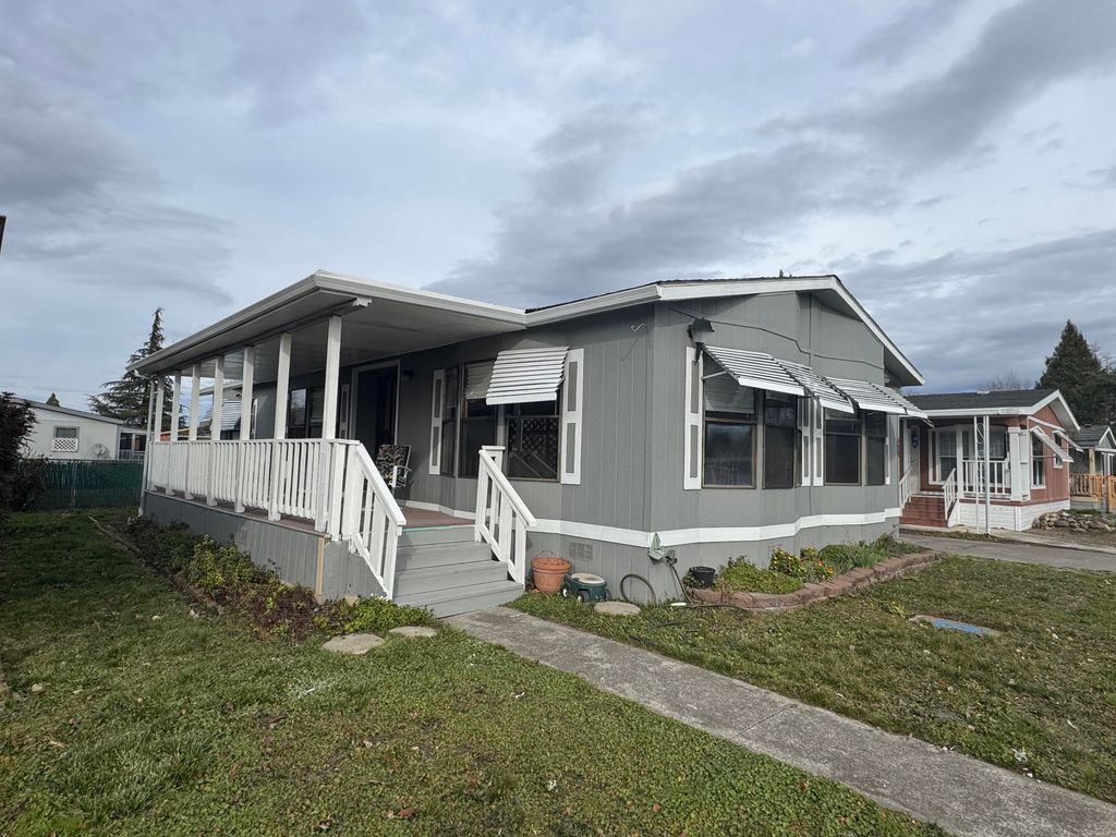 650 Hedy Jayne, Medford, OR 97501