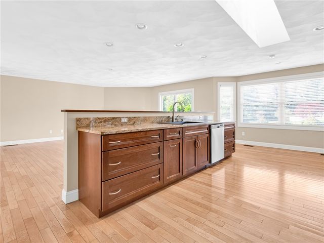 550 Seven Mile Road, Scituate, RI 02831