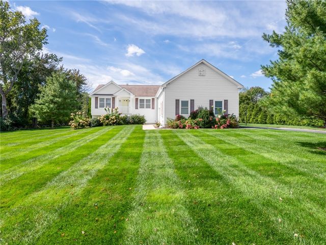 550 Seven Mile Road, Scituate, RI 02831