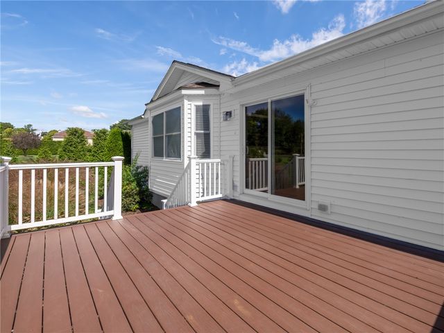550 Seven Mile Road, Scituate, RI 02831