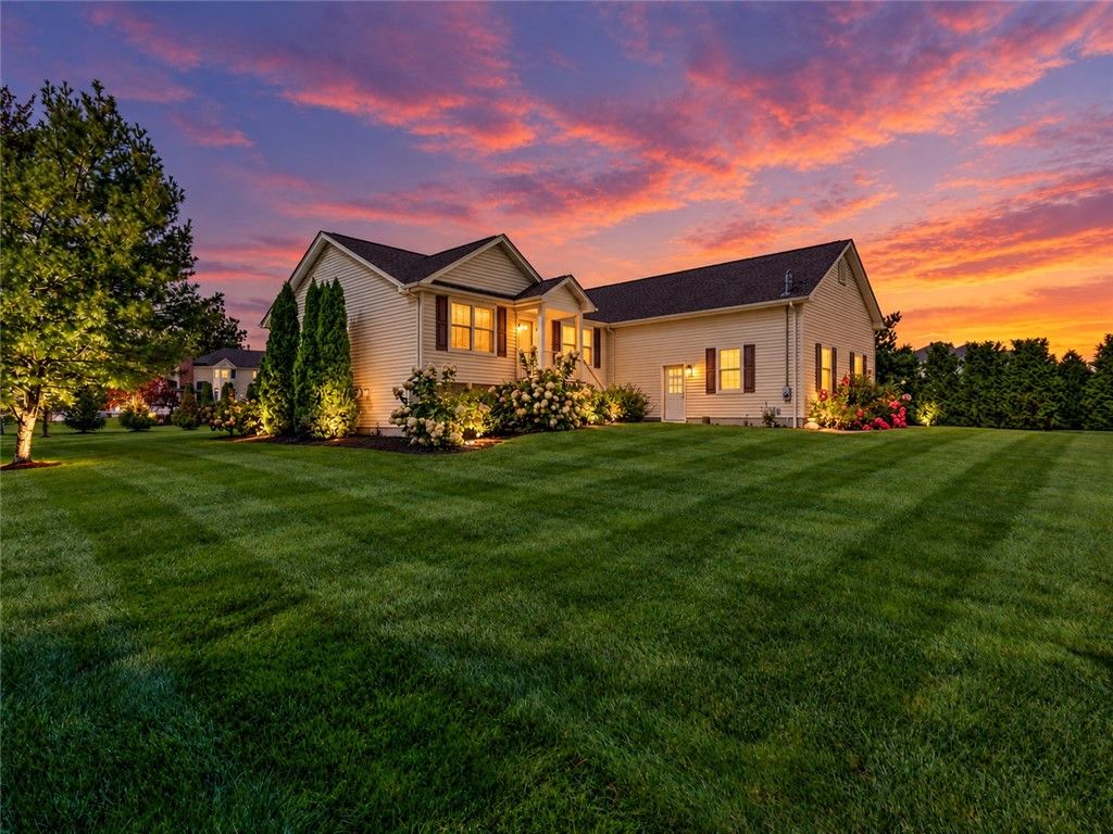 550 Seven Mile Road, Scituate, RI 02831