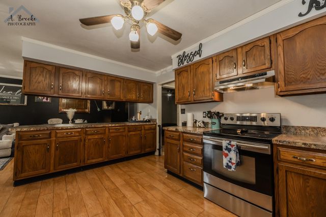 2960 MOFFETT AVENUE, Wichita Falls, TX 76308