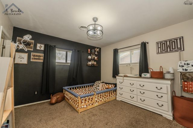 2960 MOFFETT AVENUE, Wichita Falls, TX 76308