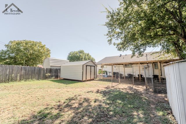 2960 MOFFETT AVENUE, Wichita Falls, TX 76308