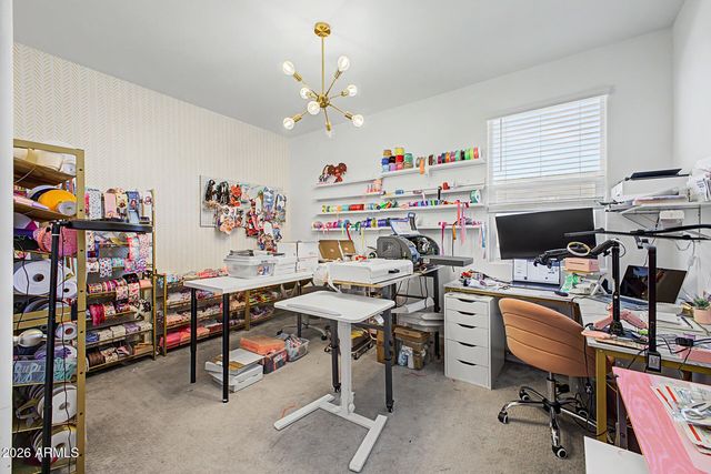2824 W SEAVER Avenue, Apache Junction, AZ 85120