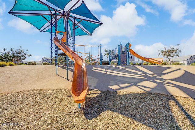 2824 W SEAVER Avenue, Apache Junction, AZ 85120