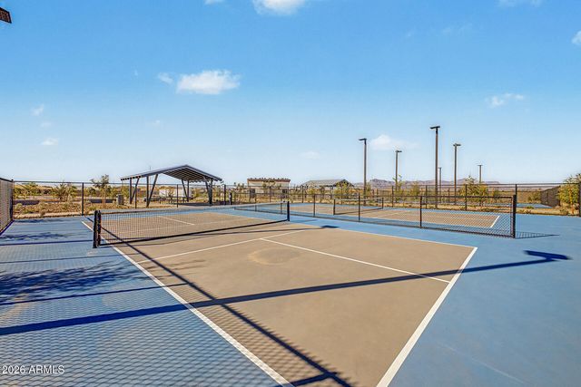2824 W SEAVER Avenue, Apache Junction, AZ 85120