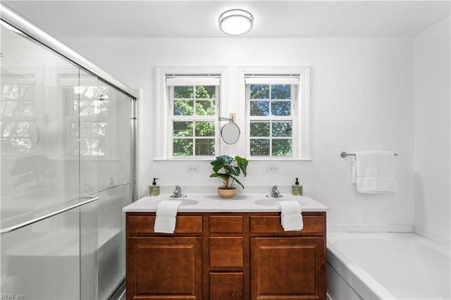 657 Johnson ST, Virginia Beach, VA 23452