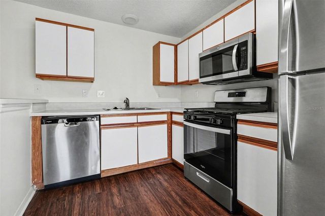 210 BELVOIR DRIVE, Davenport, FL 33837