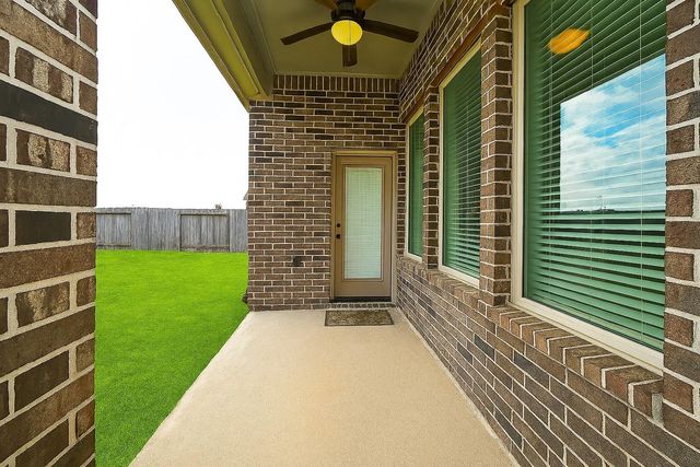 29331 Mesquite Oaks Drive, Katy, TX 77494