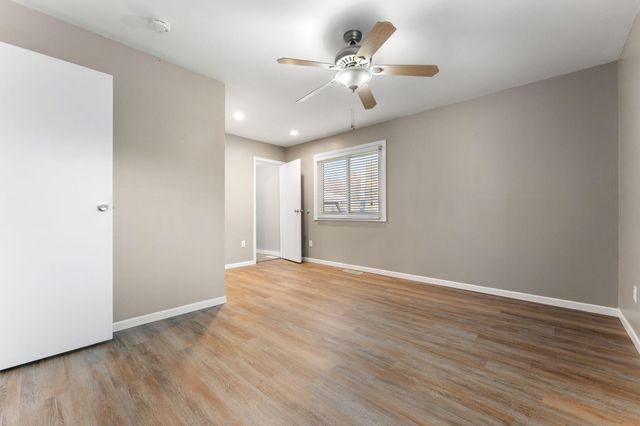 411 Nantucket Road, Valparaiso, IN 46385