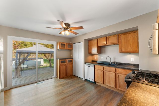 411 Nantucket Road, Valparaiso, IN 46385