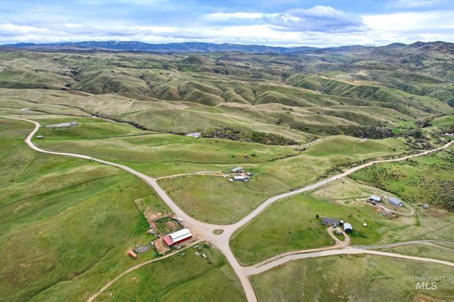 11315 Timber Butte Rd, Sweet, ID 83670