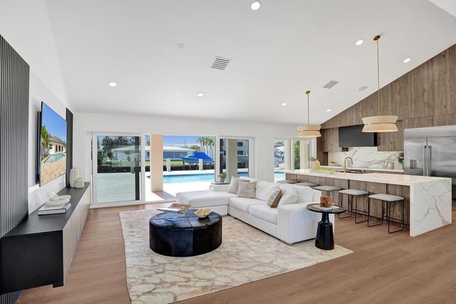 1550 SE 8th Street, Deerfield Beach, FL 33441