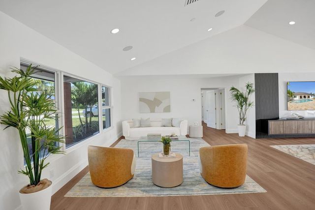 1550 SE 8th Street, Deerfield Beach, FL 33441