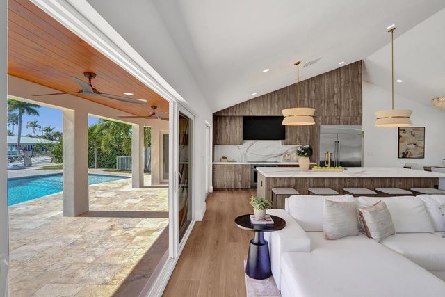 1550 SE 8th Street, Deerfield Beach, FL 33441