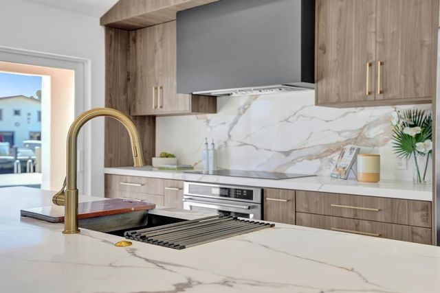 1550 SE 8th Street, Deerfield Beach, FL 33441