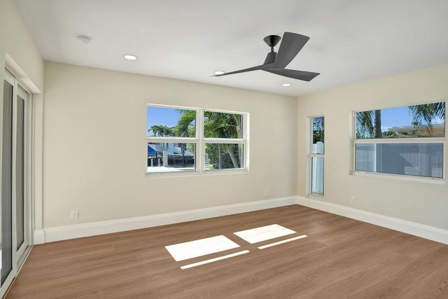 1550 SE 8th Street, Deerfield Beach, FL 33441