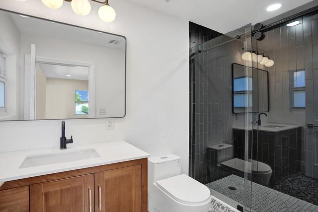 1550 SE 8th Street, Deerfield Beach, FL 33441