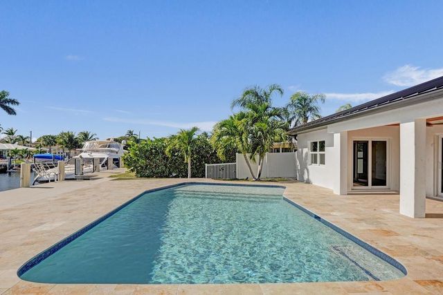 1550 SE 8th Street, Deerfield Beach, FL 33441