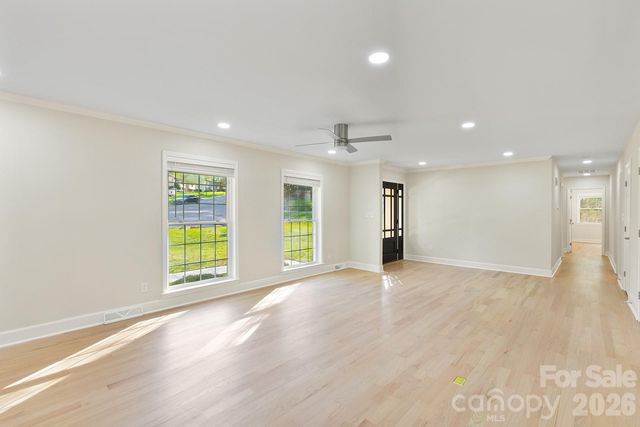 100 Chadmore Drive, Charlotte, NC 28270