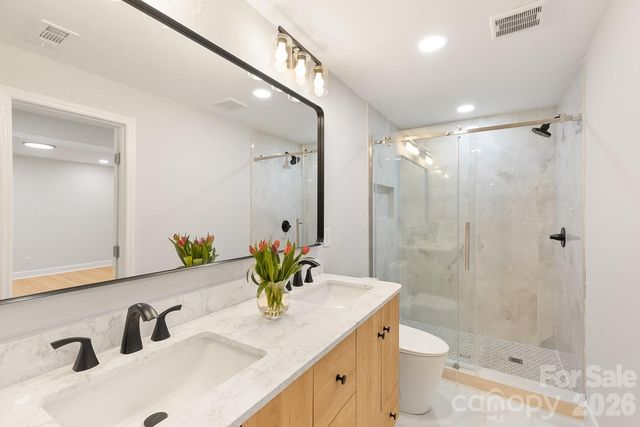 100 Chadmore Drive, Charlotte, NC 28270