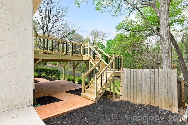 100 Chadmore Drive, Charlotte, NC 28270