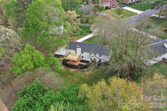 100 Chadmore Drive, Charlotte, NC 28270