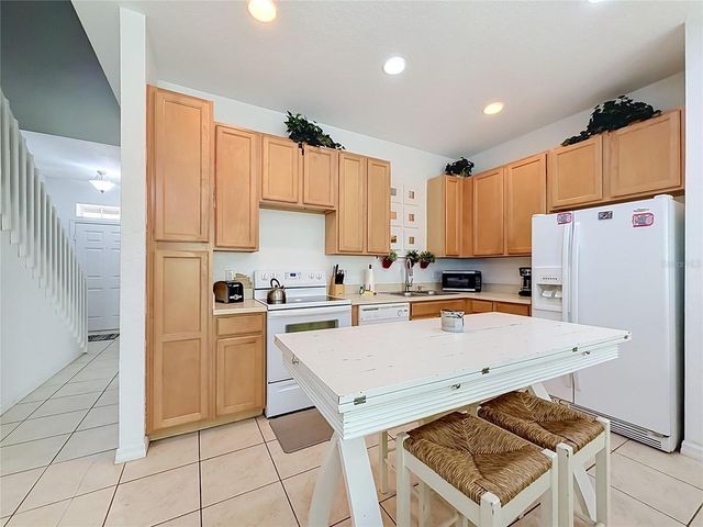 2394 CARAVELLE CIRCLE, Kissimmee, FL 34746