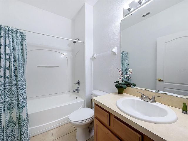 2394 CARAVELLE CIRCLE, Kissimmee, FL 34746