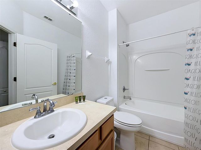 2394 CARAVELLE CIRCLE, Kissimmee, FL 34746
