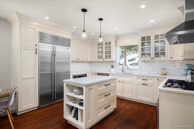 25 Bonnie Way, Larchmont, NY 10538