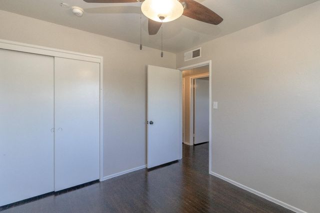 2333 E Austin Way, Fresno, CA 93726