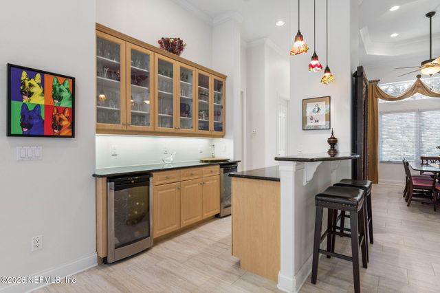 10 S WATERVIEW Drive, Palm Coast, FL 32137