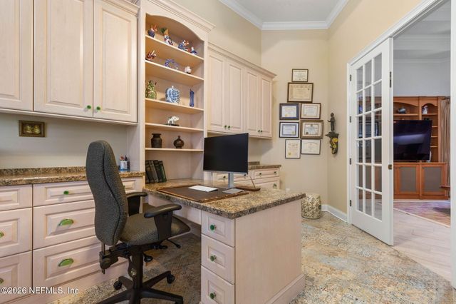 10 S WATERVIEW Drive, Palm Coast, FL 32137