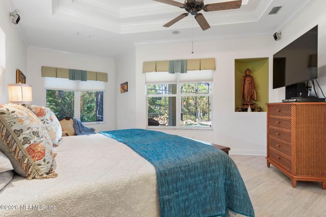 10 S WATERVIEW Drive, Palm Coast, FL 32137