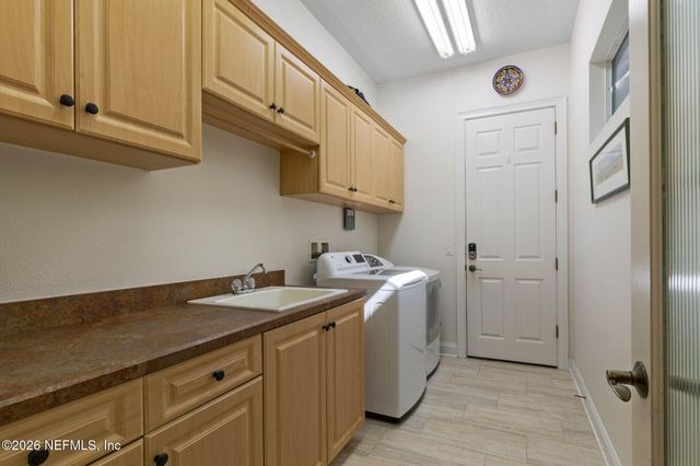 10 S WATERVIEW Drive, Palm Coast, FL 32137