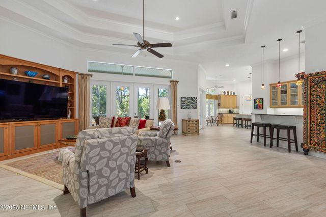 10 S WATERVIEW Drive, Palm Coast, FL 32137