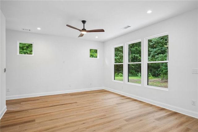 1867 Oakmont Drive NW, Atlanta, GA 30314