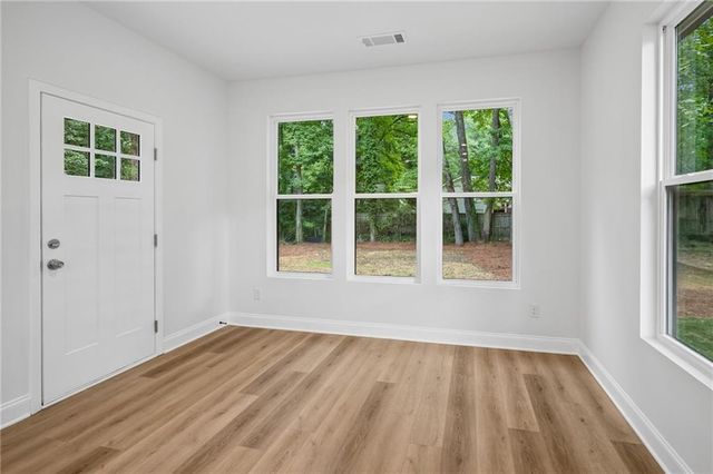 1867 Oakmont Drive NW, Atlanta, GA 30314