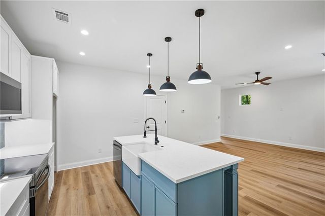 1867 Oakmont Drive NW, Atlanta, GA 30314